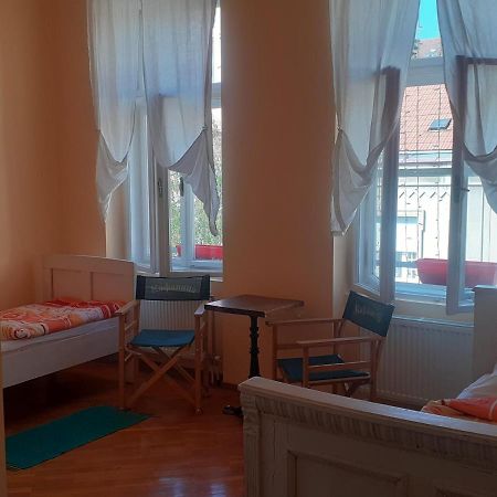 B&B Lakis&Takis Novi Sad Eksteriør bilde
